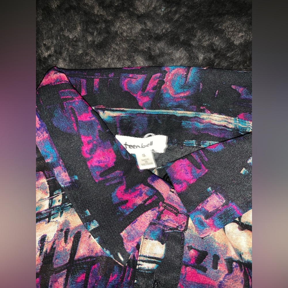 Blouse , Good condition - Picture 3 of 5